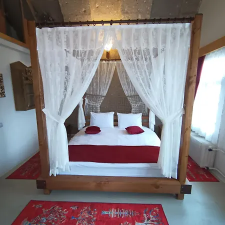 Karballa Hotel